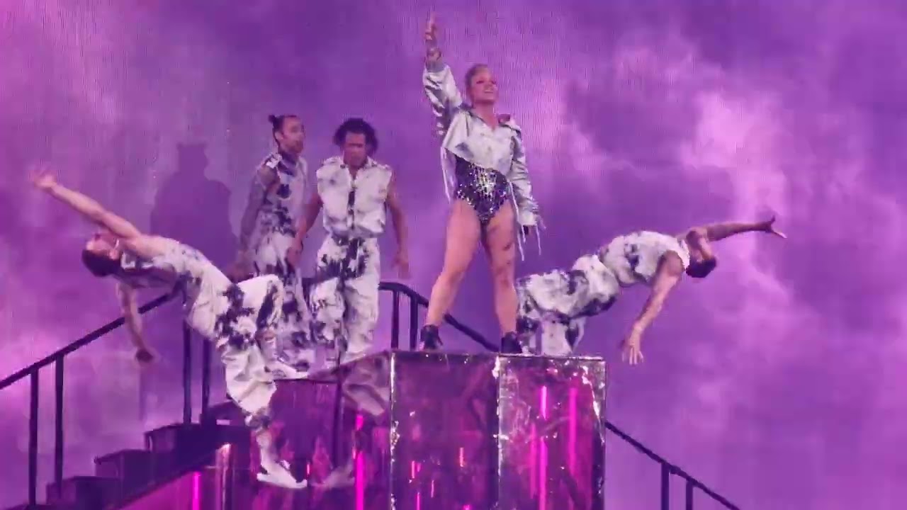 P!NK #pink - Trustfall 1st of July 2023 Ernst Happel Stadion Wien