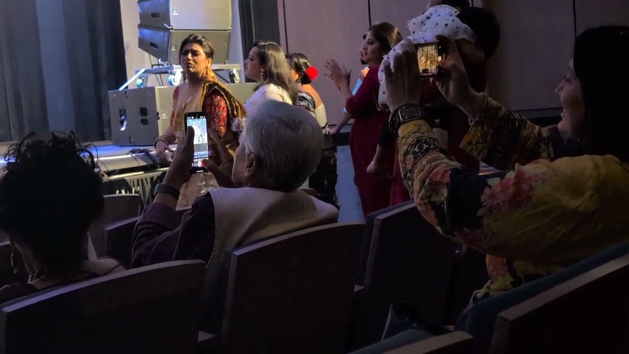 Lakkhhichhara Jibon Chaichhe Aro Beshi