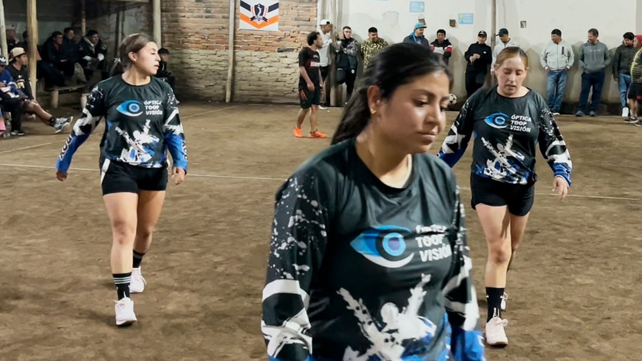 PARTIDAZO de Las OTAVALEÑITAS 🔥 Anahí, Andrea y Tania en San Antonio de Ibarra