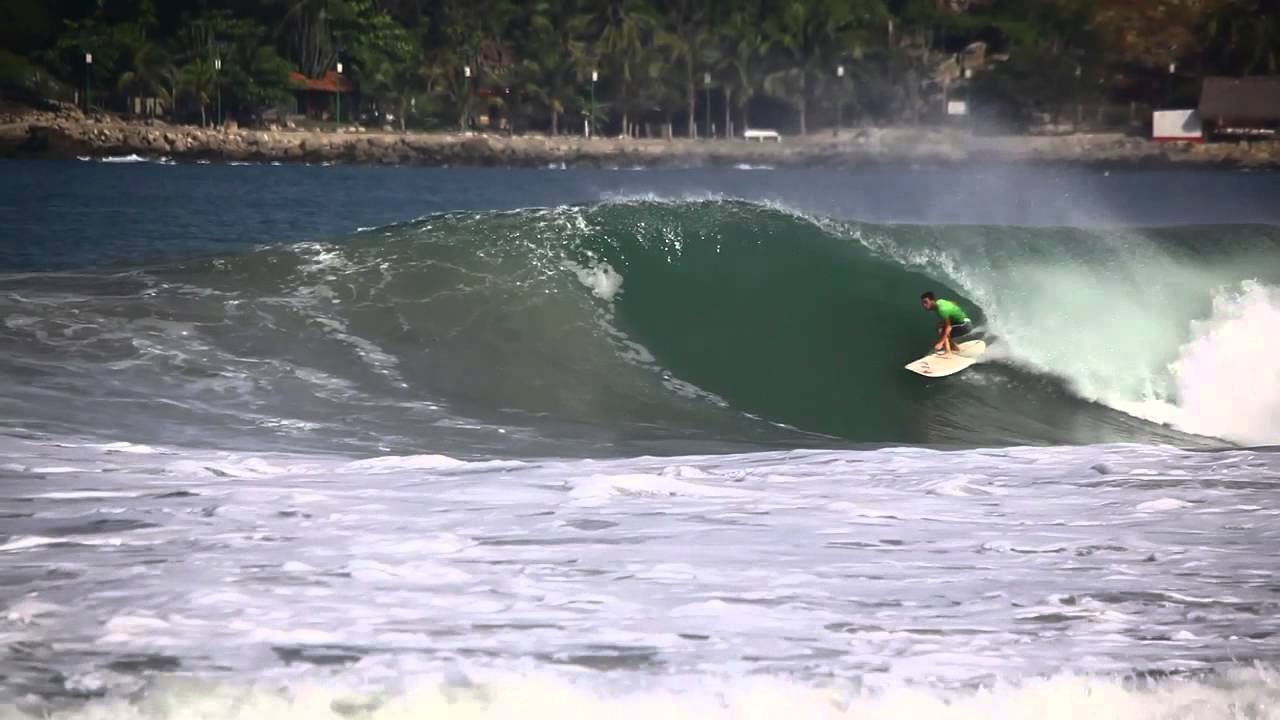 LongBoarding en Puerto Escondido por Tamil Martino