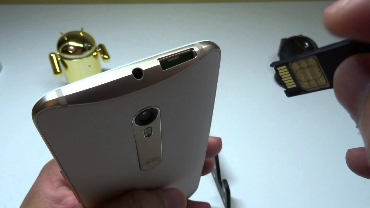 Moto X Style (Pure)-Inserting Sim & Micro SD Card