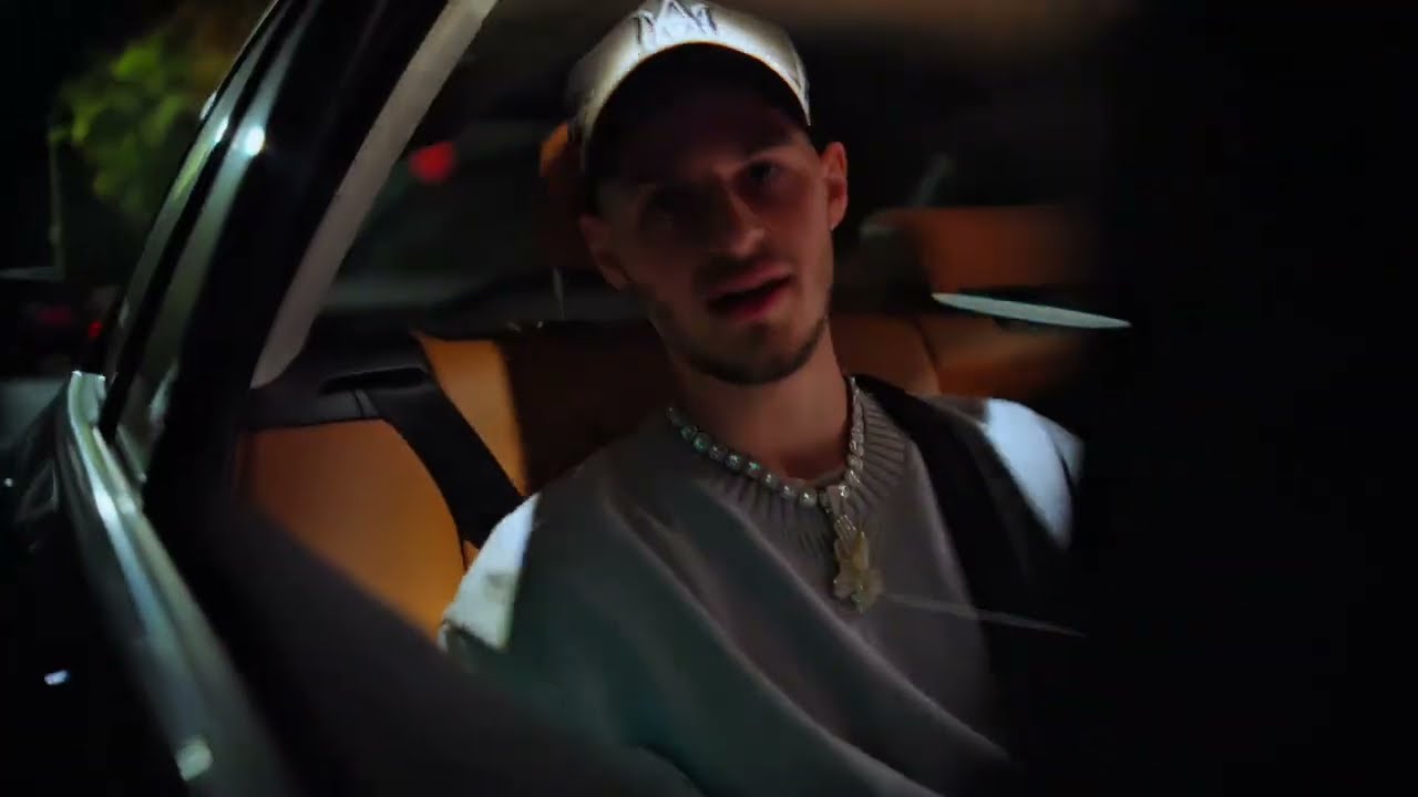 für einen freund -  Joel Hippenstiel (Official Video)