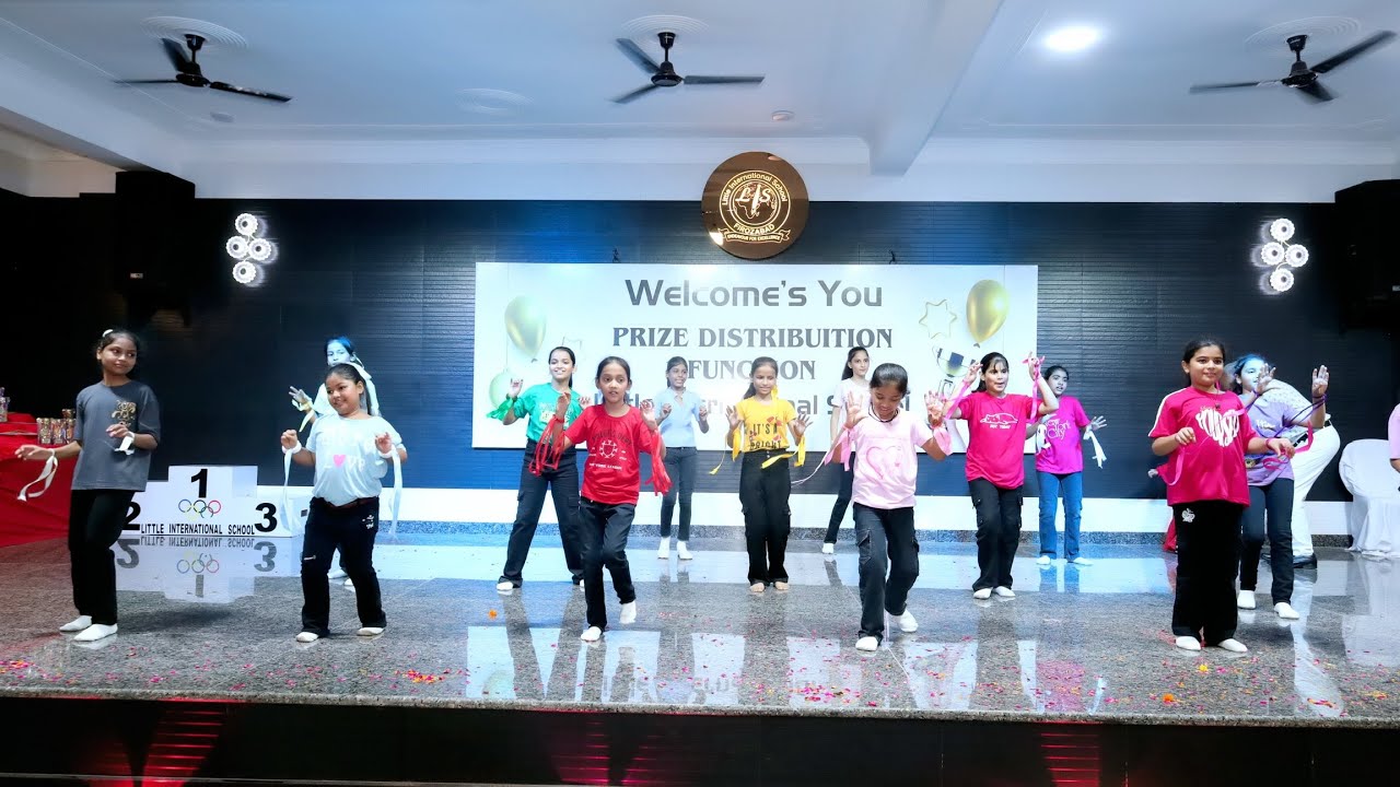 Sitare zameen par dance performance during prize distribution ceremony in little internationalschool