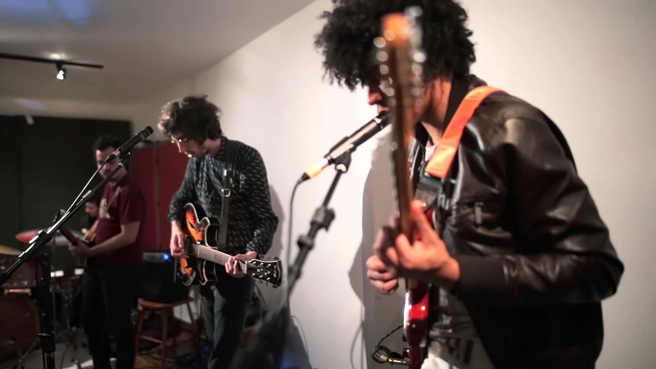 Boogarins & O Terno 'Saídas e Bandeiras No. 1' (Clube da Esquina Collaborative Cover)