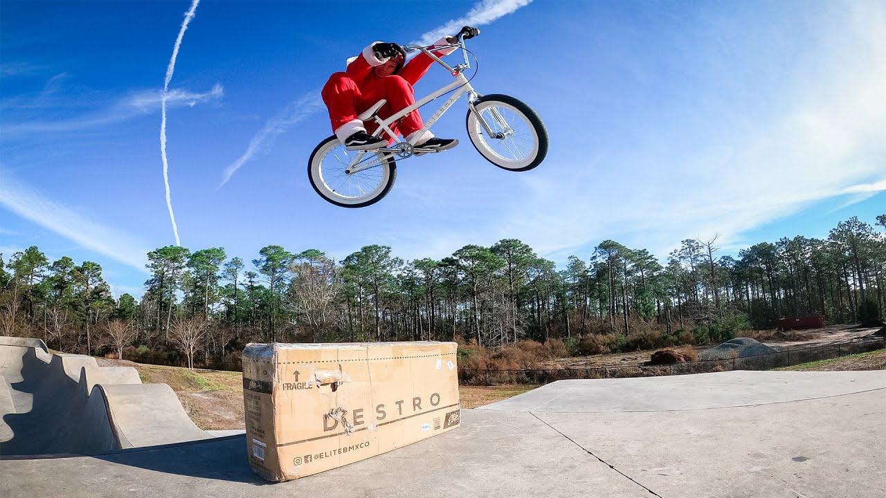 SANTA GETS TO RIDE BMX ELITE BMX CO