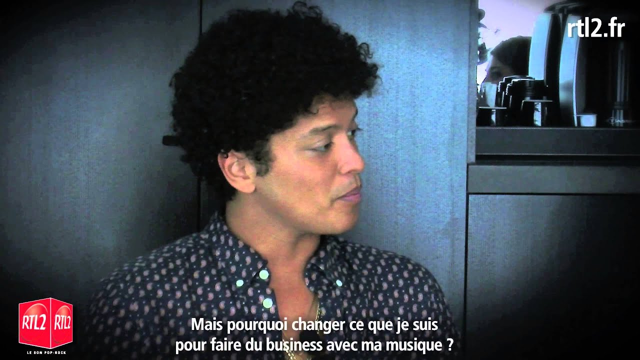 Bruno Mars - (rtl2.fr/videos) interview RTL2