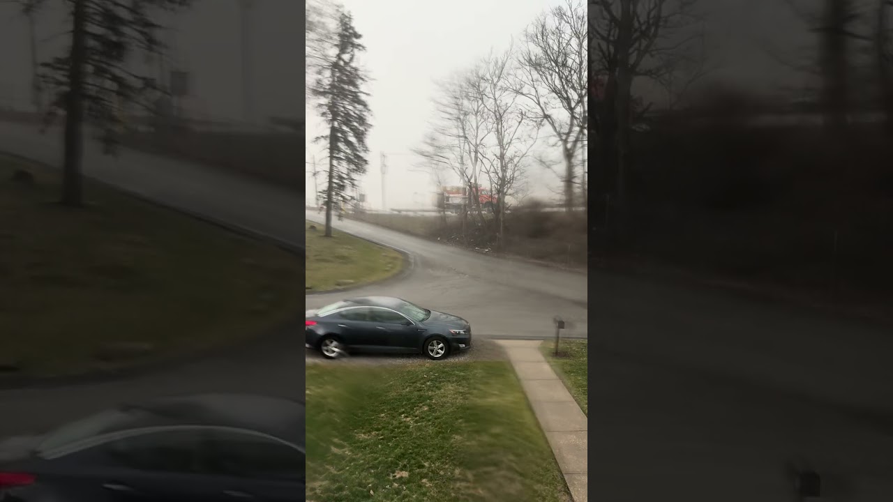 Intense severe thunderstorm hits my house 