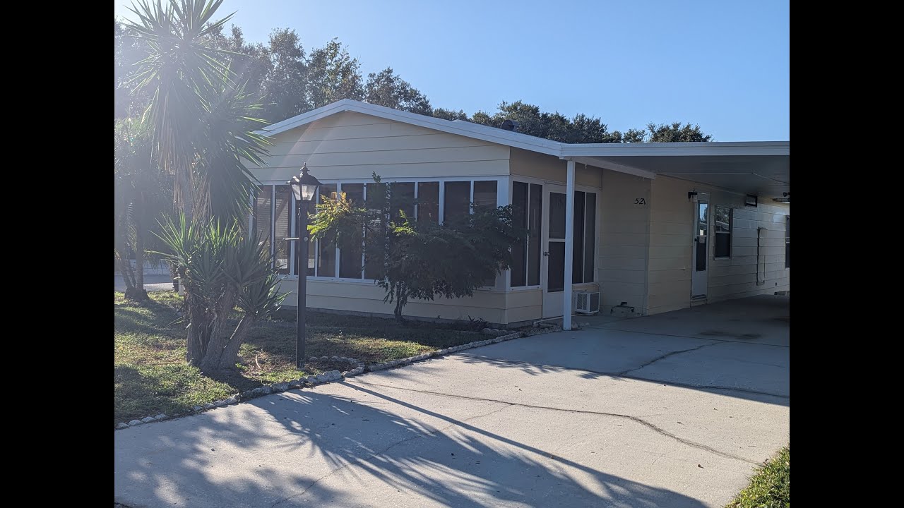 New Roof in Home for Sale at StrawBerry Ridge – Valrico, FL