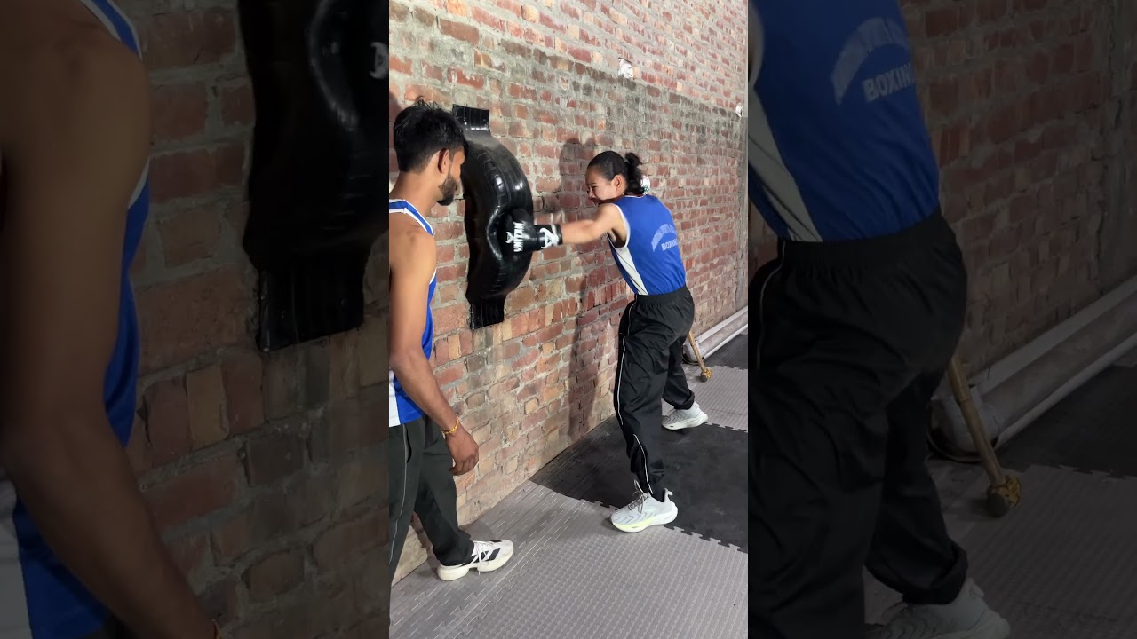 Insane Punching Power! Are You Ready? 💣#boxinglife