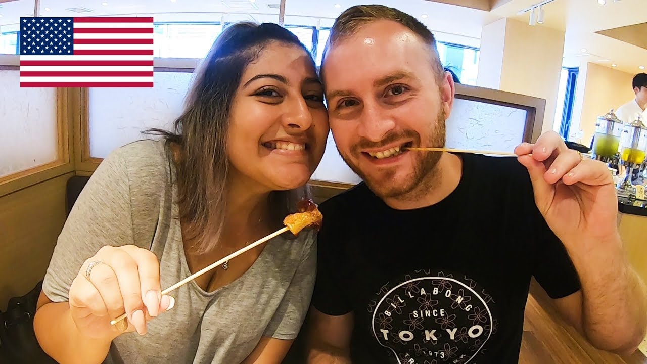 結婚記念日に来日！初串揚げ、アメリカ人夫婦がエンジョイ / American couple enjoy fried skewers