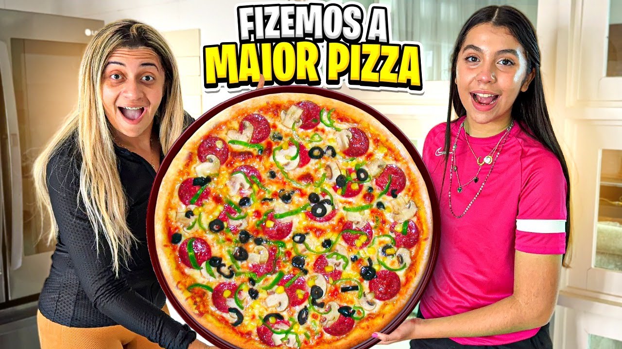 Fizemos uma PIZZA GIGANTE em casa | Família Araújo