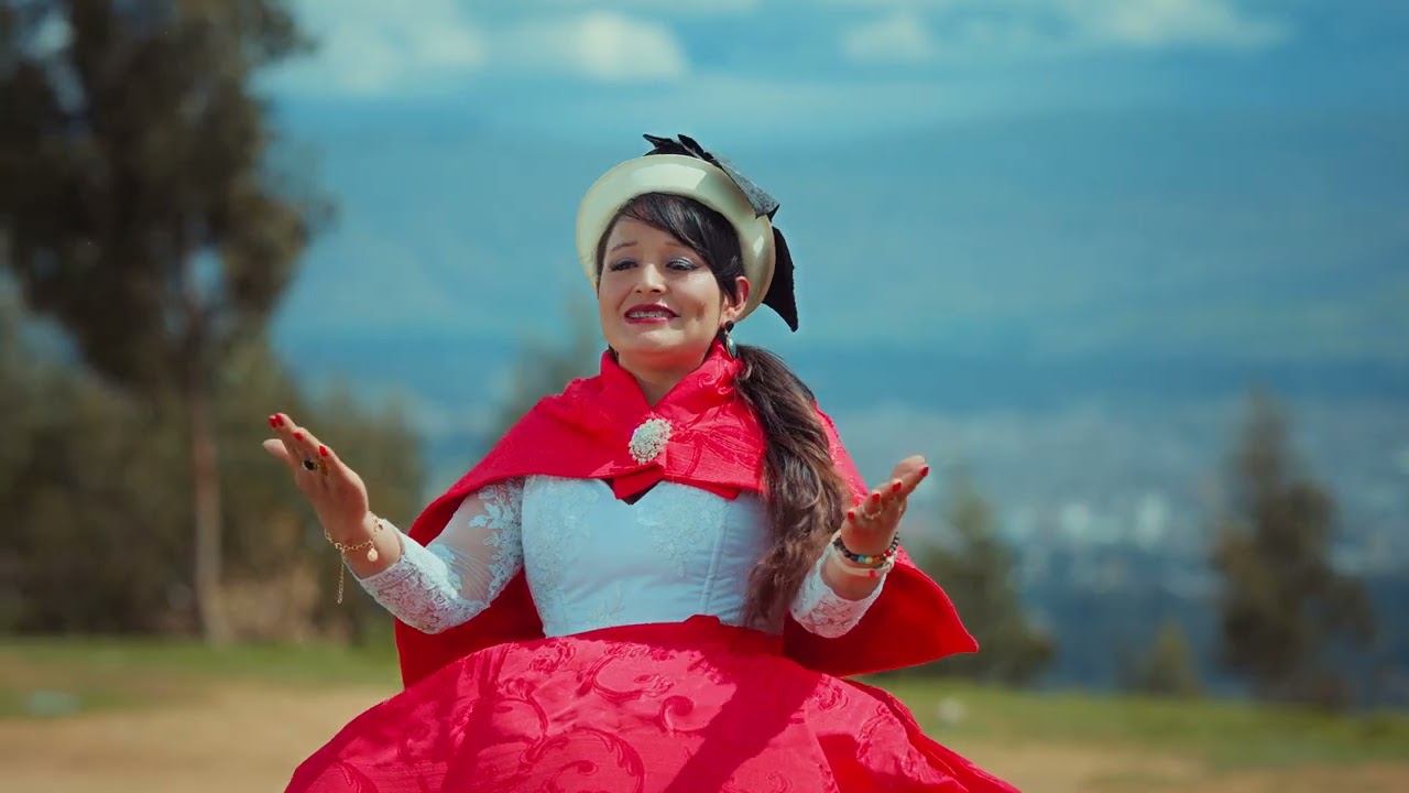 MEJOR HUAYNO : MADRE SOLTERA EN LA VOZ DE NELLY SALINAS Y ORQUESTA MELODIAS DEL PERÚ