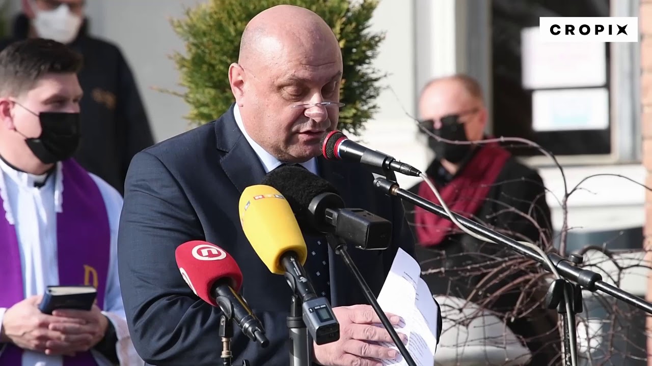 Sprovod rukometaša i rukometnog trenera Zlatka Saračevića
