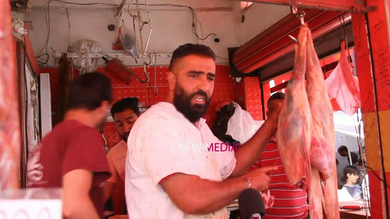 سوق باب الفلة .. بسبب غلاء أضاحي العيد  إقبال كبير على اللحوم الحمراء  