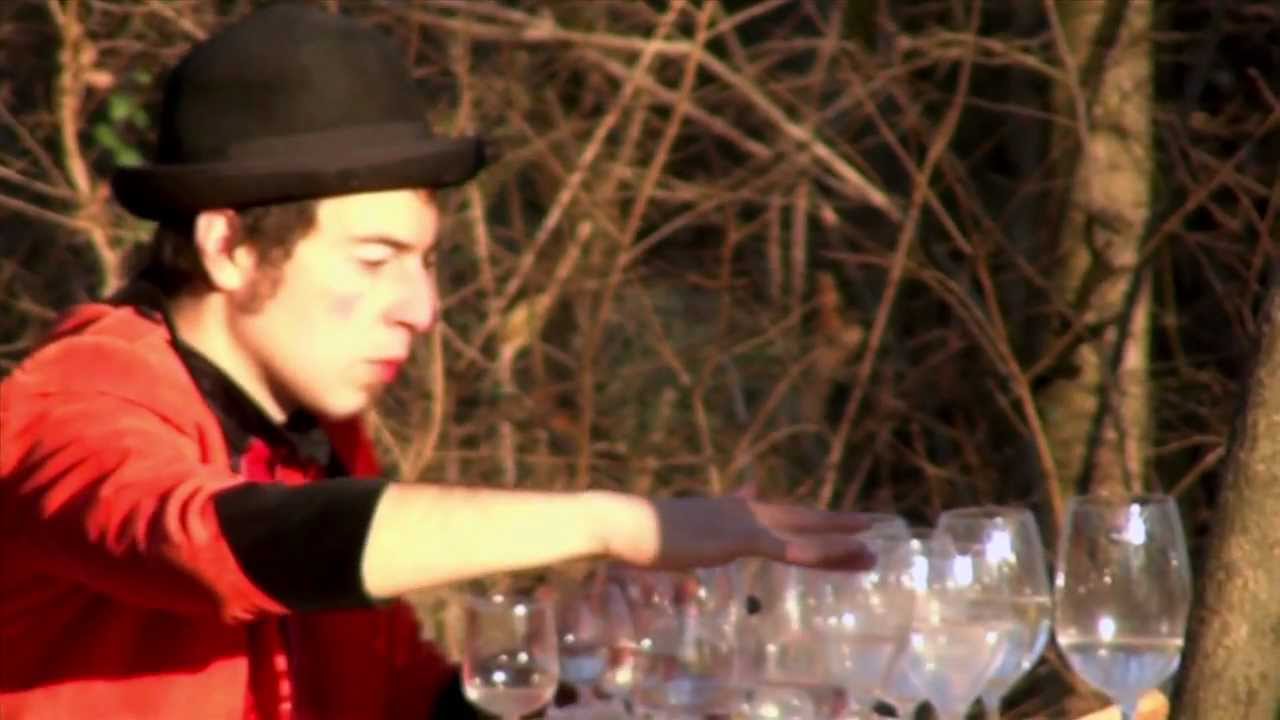 Pilu suona bicchieri