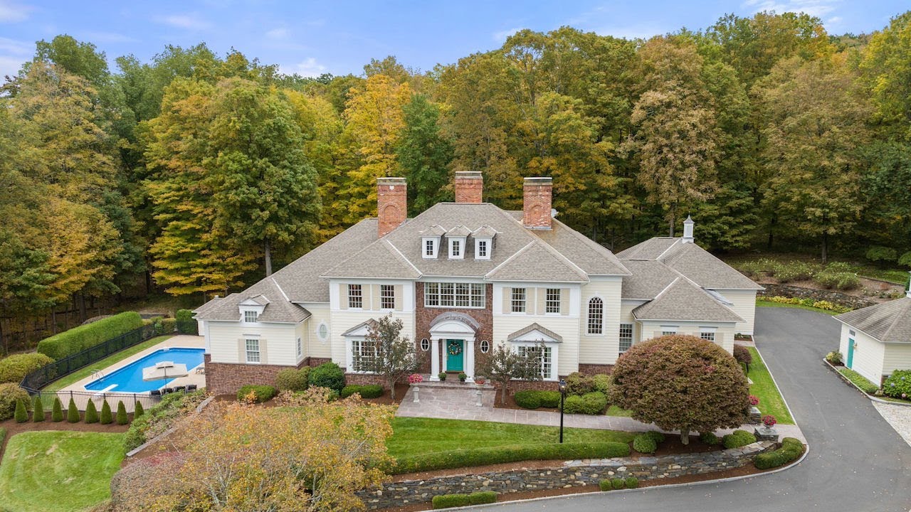 French Colonial Estate in Wilbraham's Hilltop Park | 6 Hilltop Park, Wilbraham