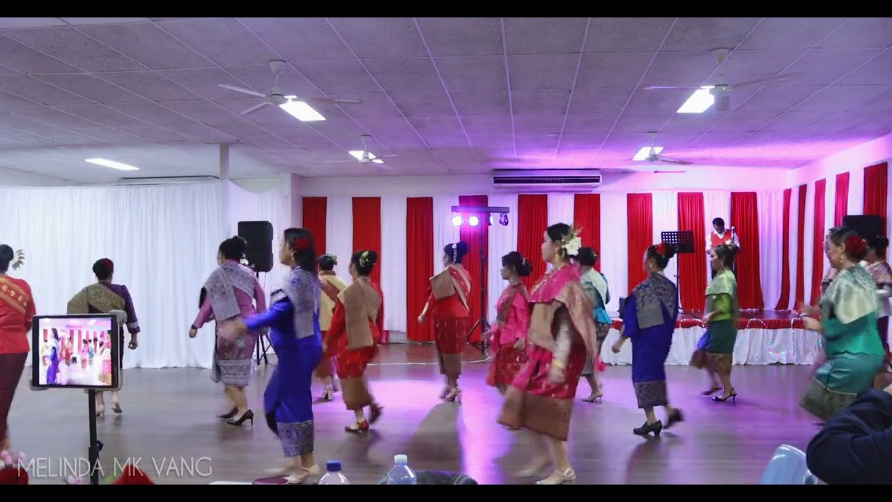 2023 - FNQ HMONG WOMEN LINE DANCE (🌹VALENTINE PARTY🌹) - Cha cha Line Dance