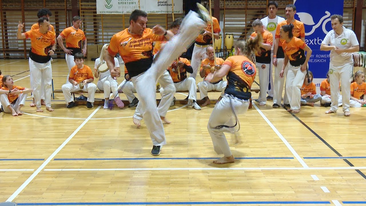Pokazy i warsztaty International Capoeira Raiz w Pruszkowie
