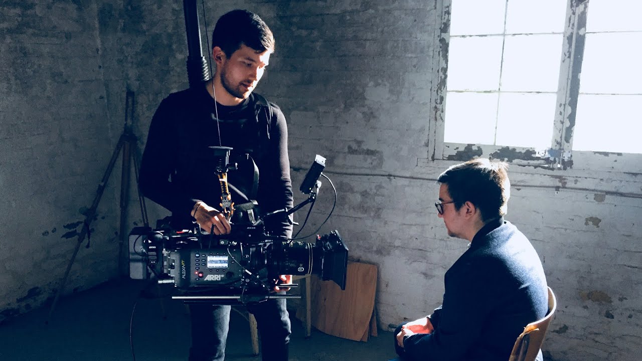 CINEMATIC LIGHTING (Without Lights!): Why I Often Don't Use Lights