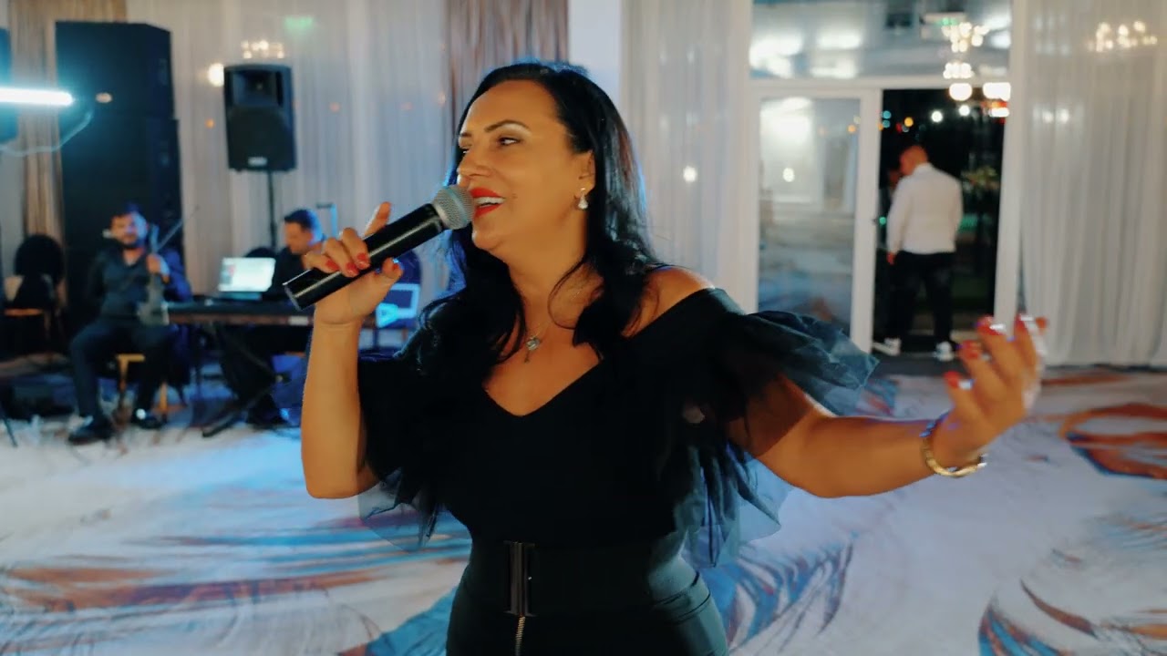 Ionela Nicolae & Orchestra - Colaj Melodii Ascultare (Live)