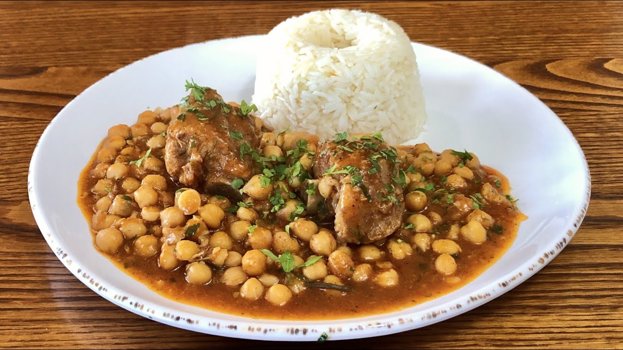 Guiso de Garbanzos con Costilla de Cerdo