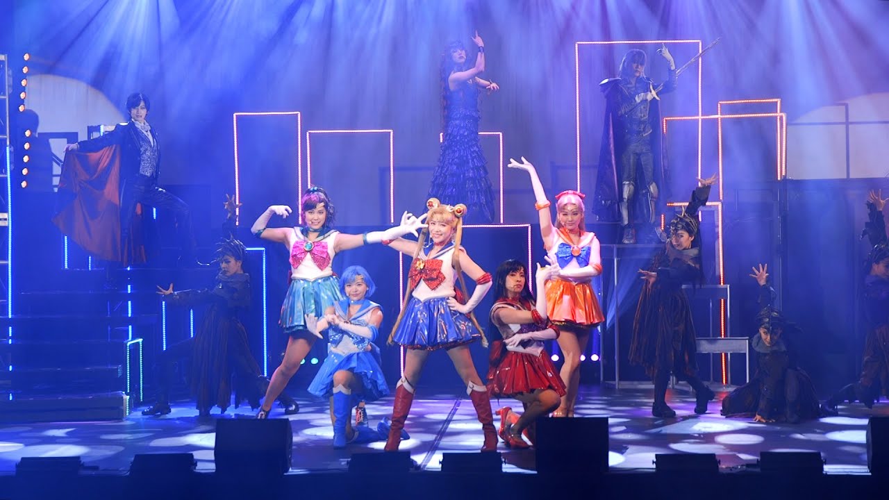 Pretty Guardian Sailor Moon The Super Live Sings 