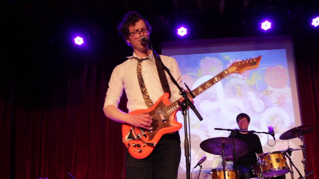 Michael Daves - Pretty Polly (Electric) Live at the Bell House