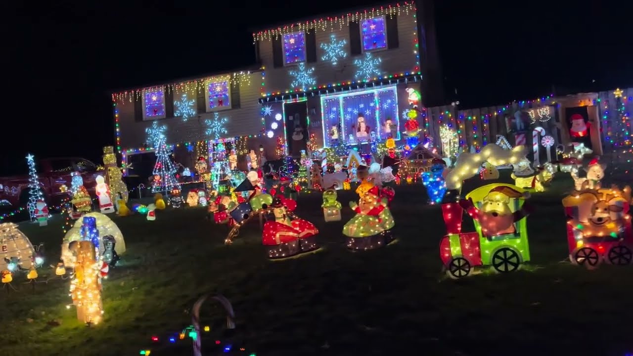 Upper Merion Township Holiday lights