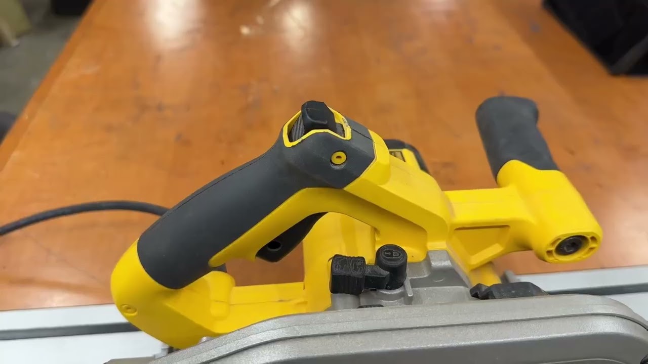 DEWALT DWS520K Circular Saw Review