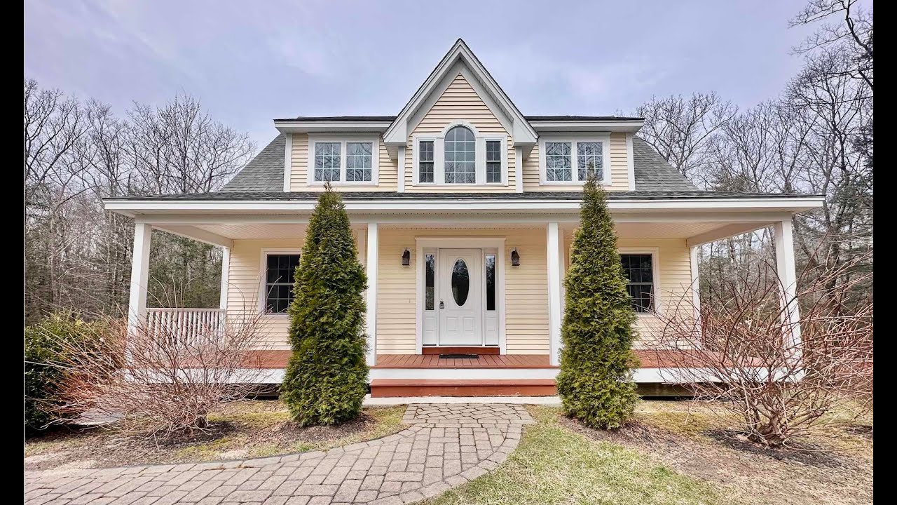 4 Gerrior Drive, Nottingham, New Hampshire