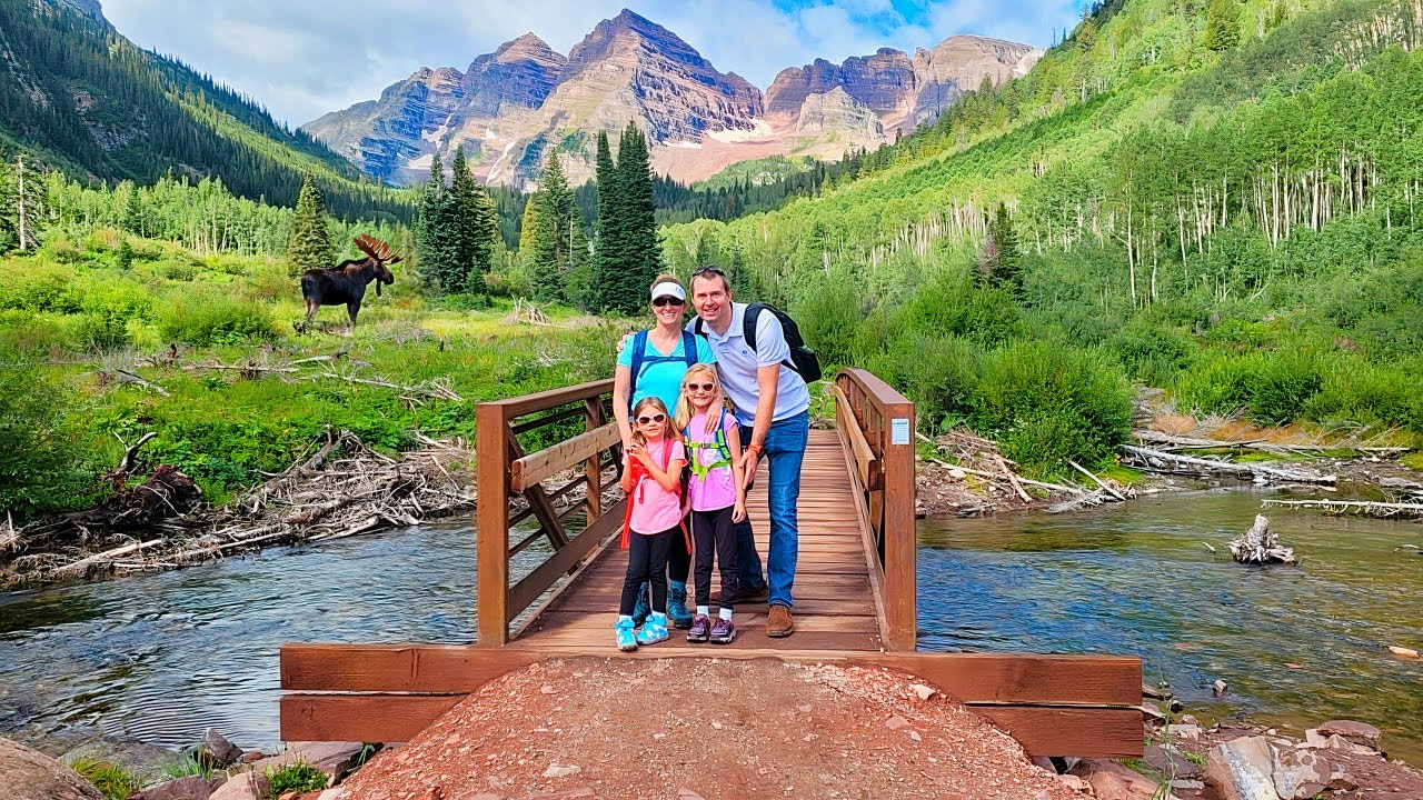 Surprise WILDLIFE ENCOUNTER Hiking MAROON BELLS Near Aspen, Colorado