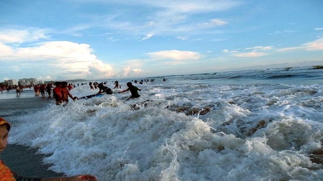 কক্সবাজার সমুদ্র সৈকতে ভয়ংকর ঢেউ || Cox's Bazar sea beach HD