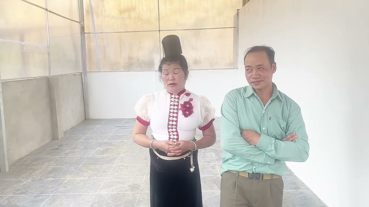 CHỦ KÊNH HÁT THÁI 