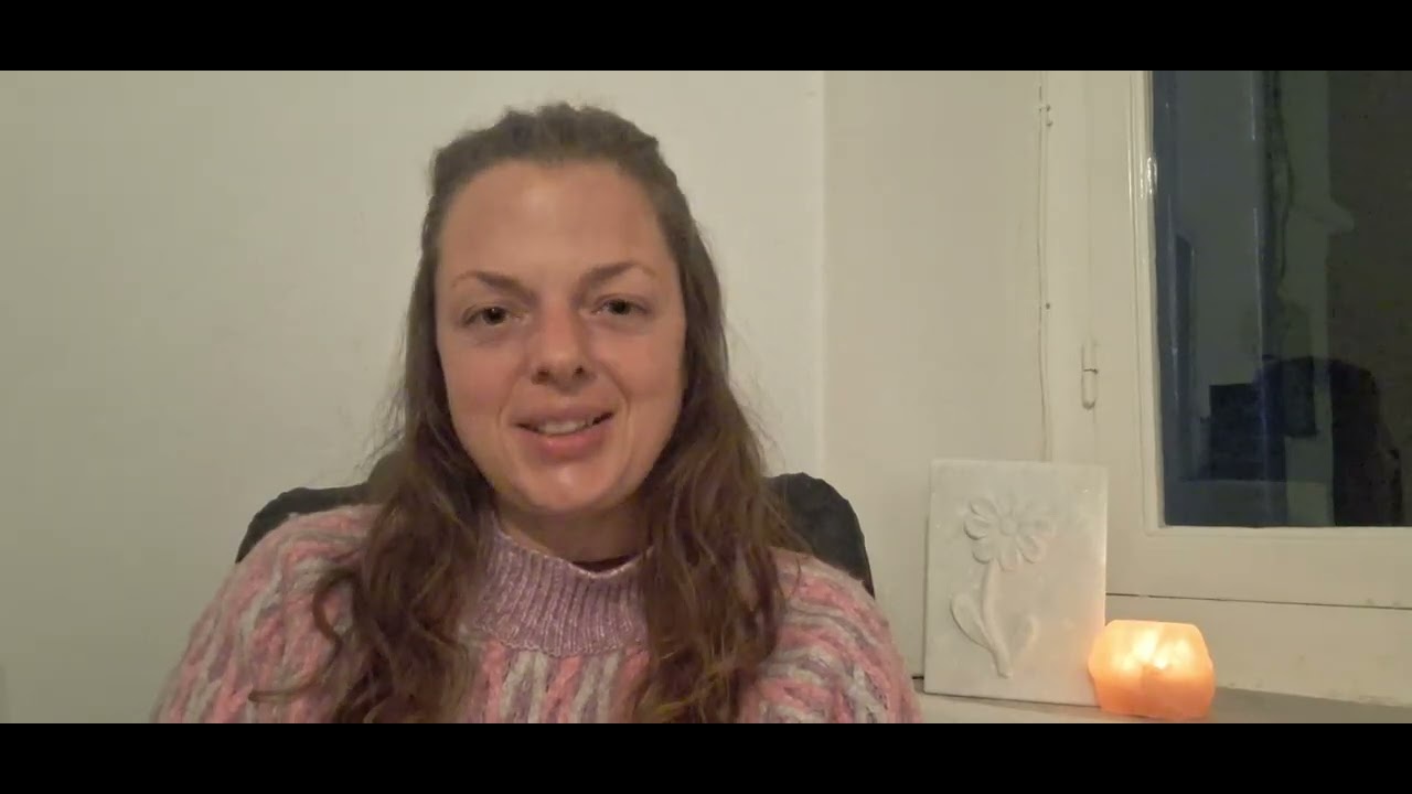 Getting to know me : Art, healing & experiences in Tinos island!