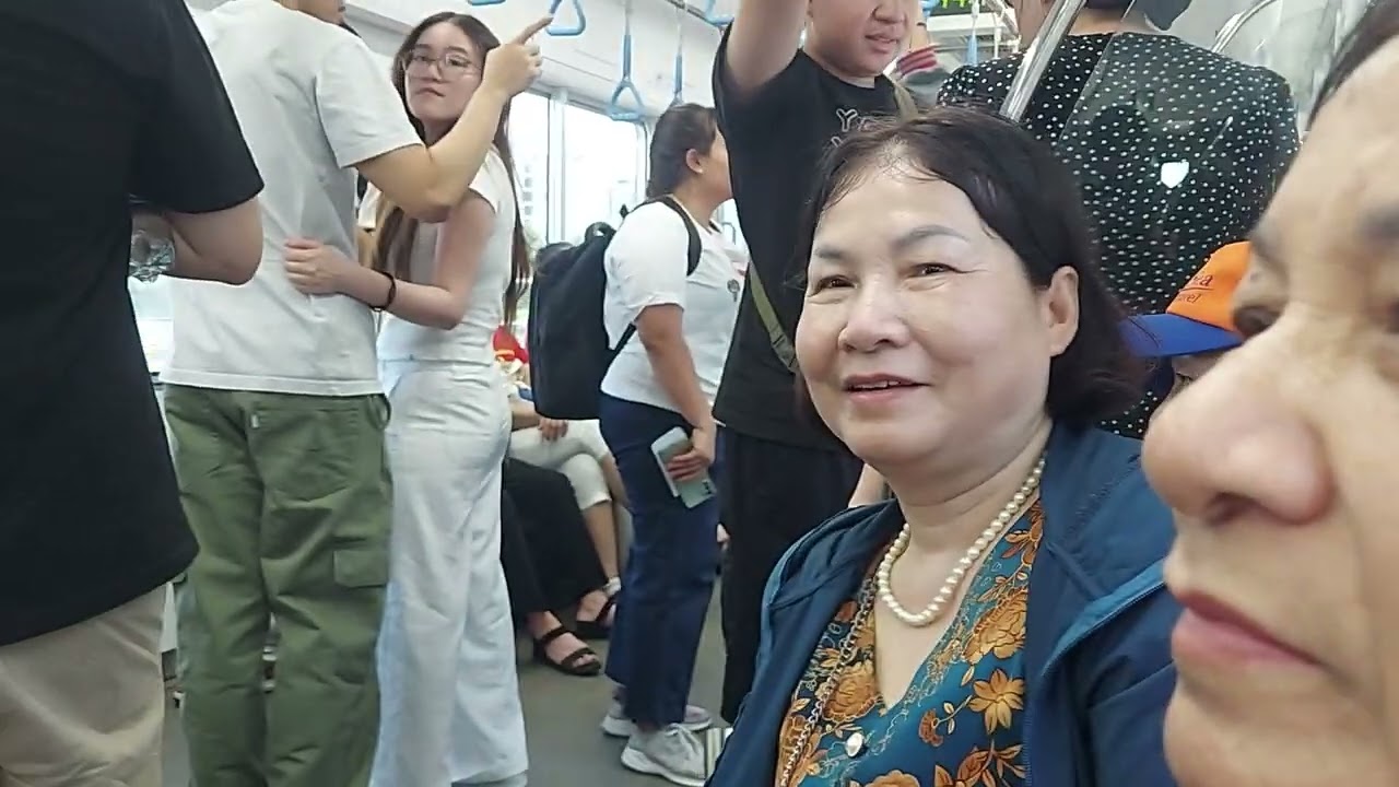 Trải nghiệm tàu điện Metro Bến Thành Suối Tiên.25/4/2024.