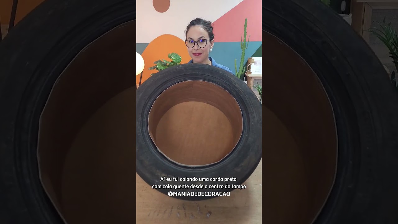 Móvel 3 em 1 feito com PNEU