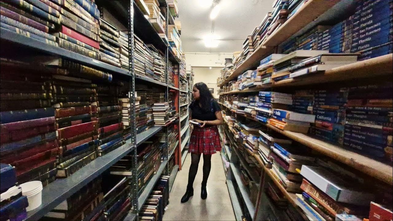 I Traveled 600+ Kms to India’s Biggest Bookstore… and Left with an Existential Crisis