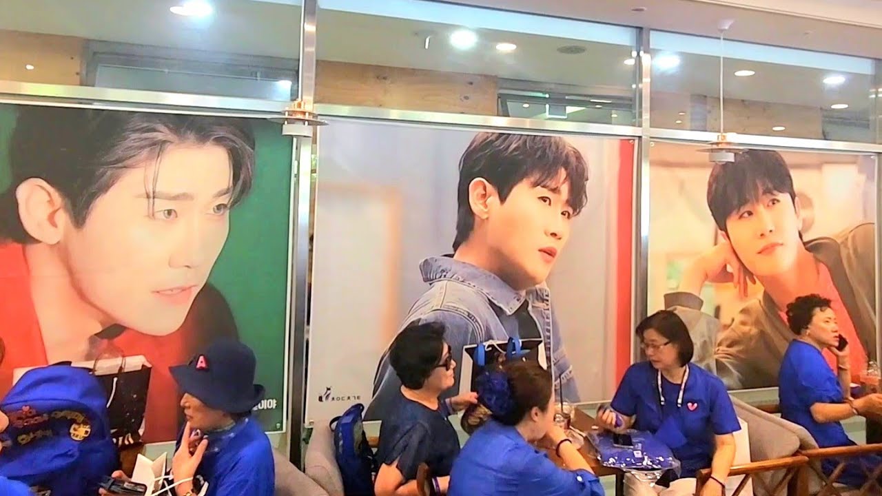 영탁, 탁카페, 발디딜 틈이 없다