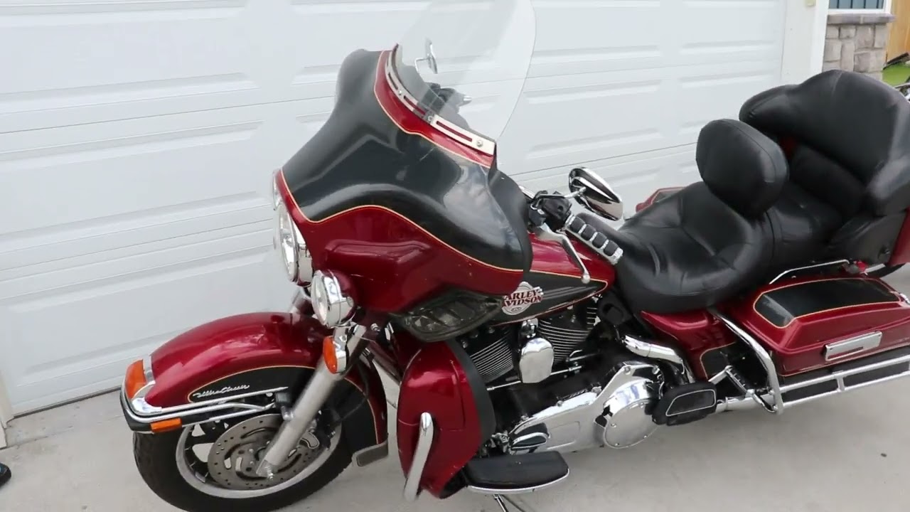 GoldWing, Harley  Wait Whats going on    Made with Clipchamp