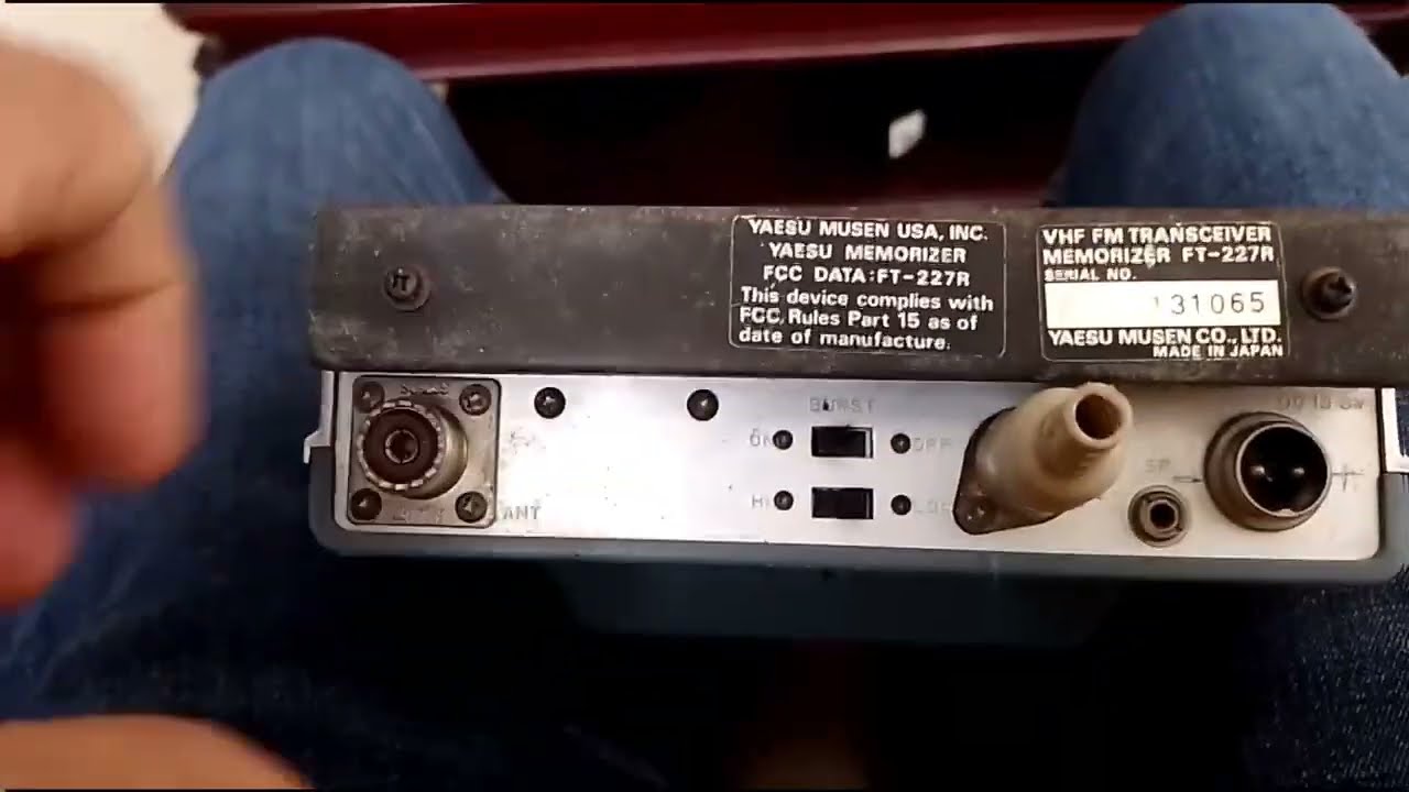 Yaesu FT227R VHF Unidad de Tono y TX. HK1MUI