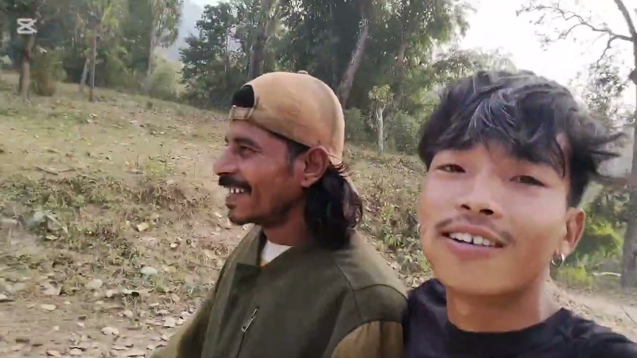 Gigree sanga halka chalpal 🤣🤣🤣