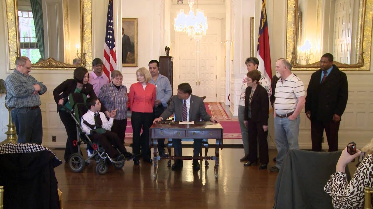 Governor McCrory Raises Awareness for Brain Injury