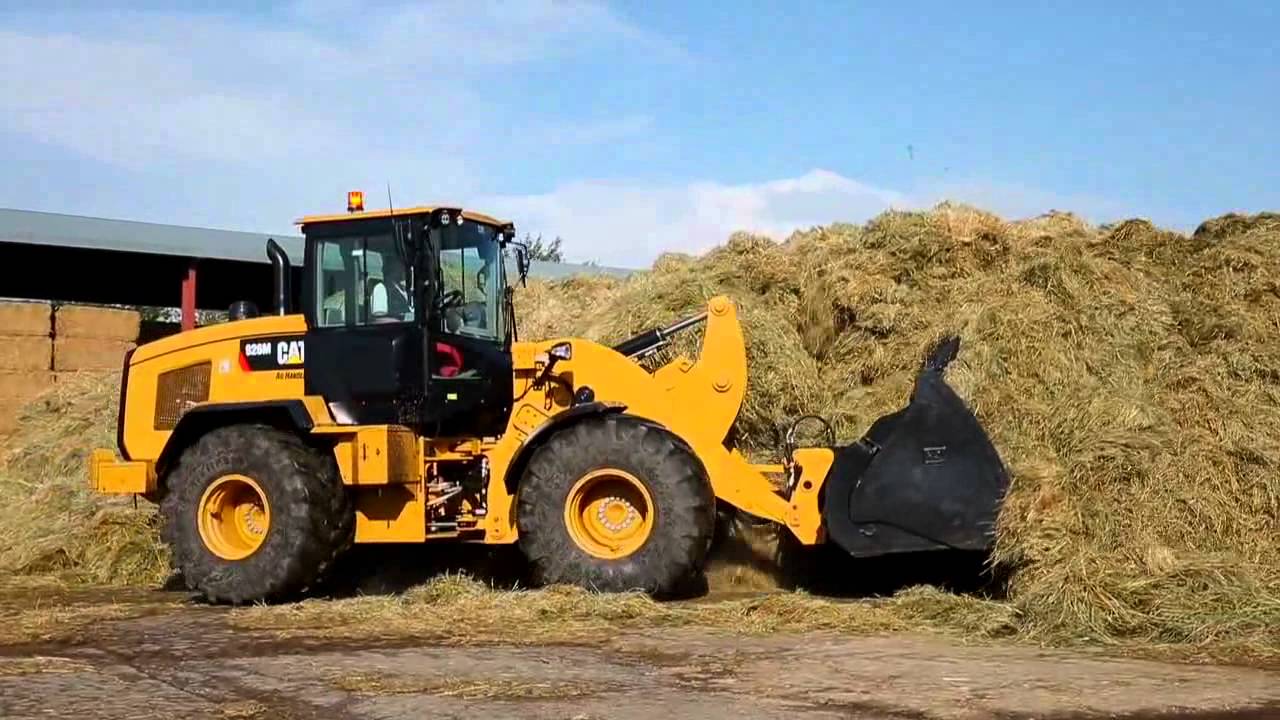 Cat&reg; M Series Small Wheel Loaders at Work