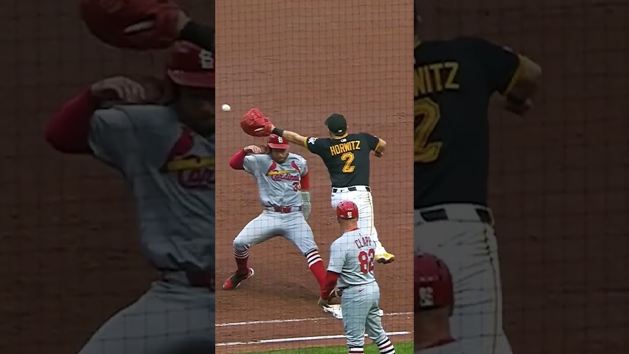 How did Spencer Horwitz stay on the bag??? #MLB #wow #baseball #stretch #shorts