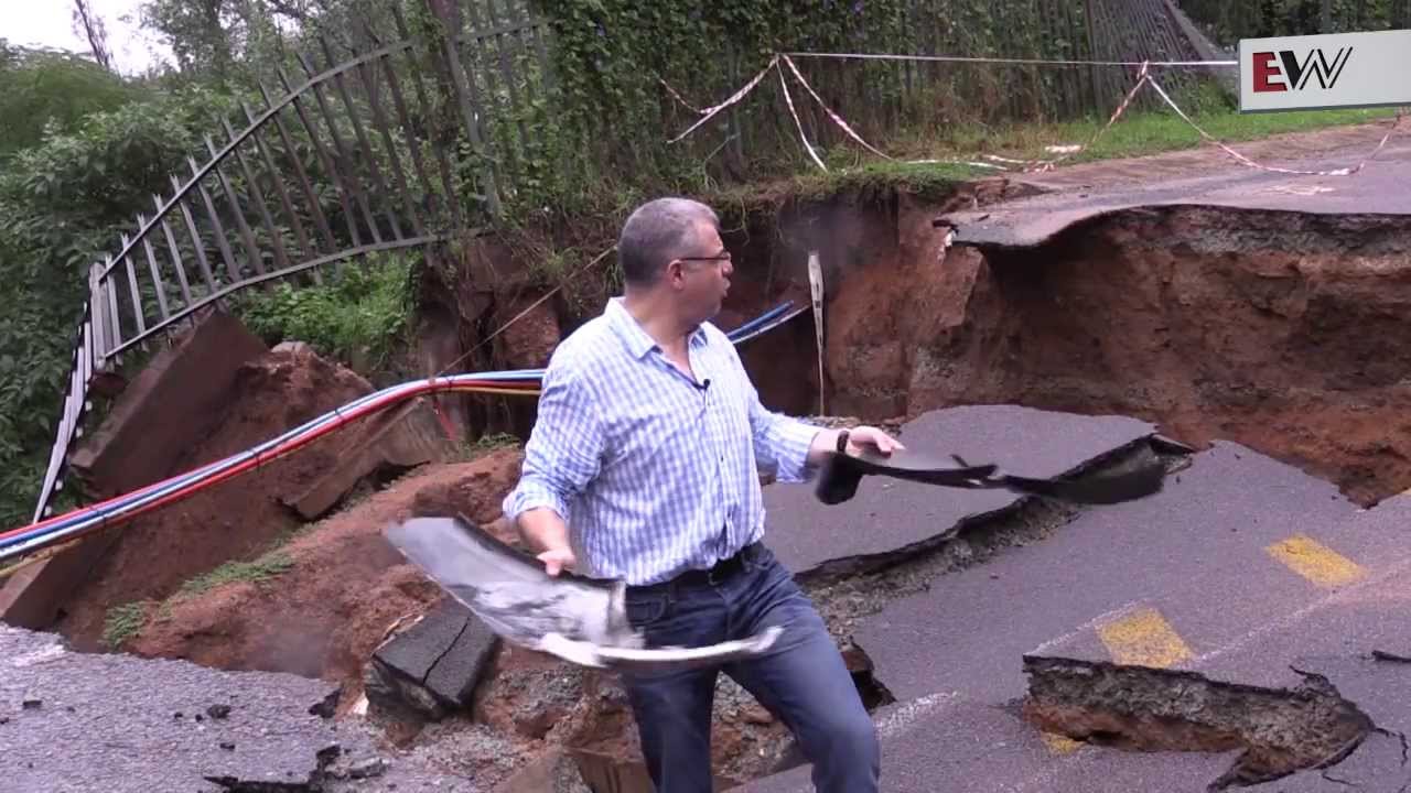 Sandton sinkhole wreaks havoc