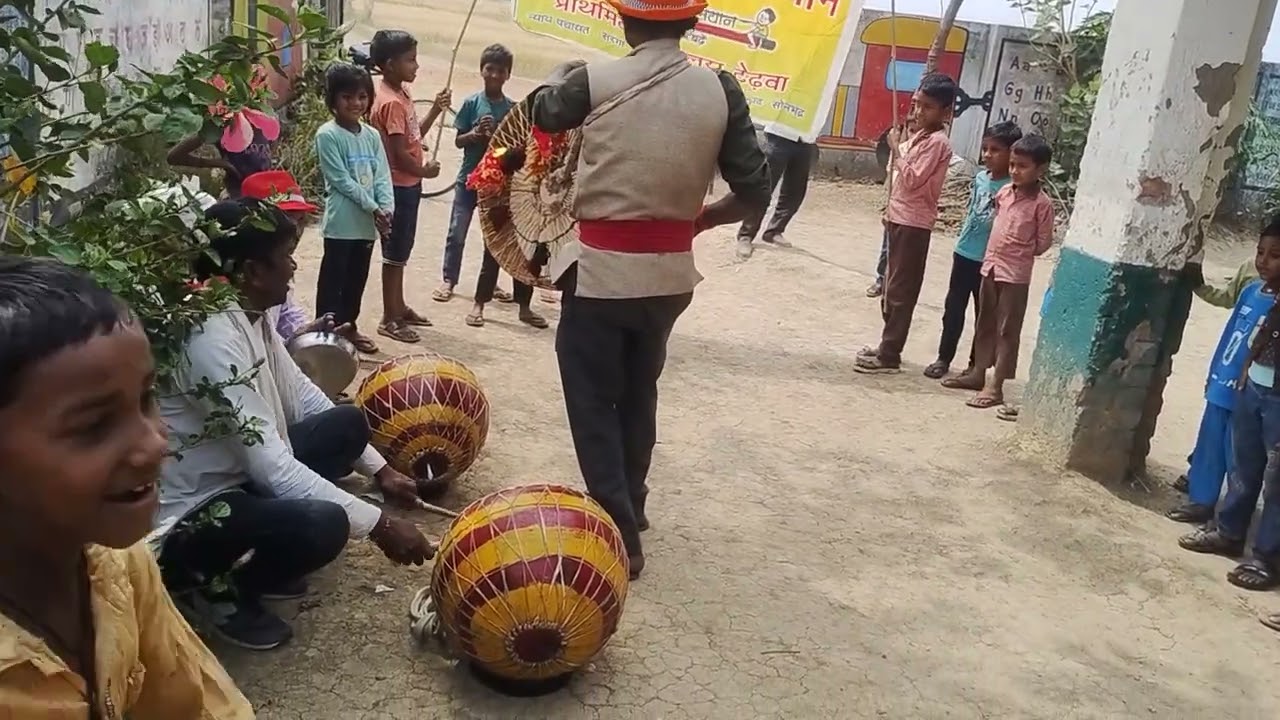 Music 🎵🎶🎶 magic 😀✨ with school Chalo abhiyan , local perents celebration and students 
