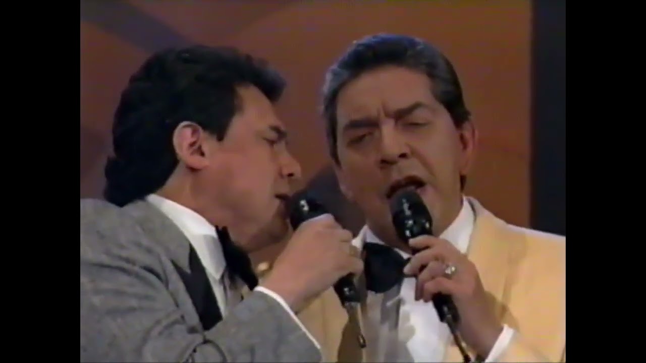Marco Antonio Muñiz dueto con José José -Tiempo
