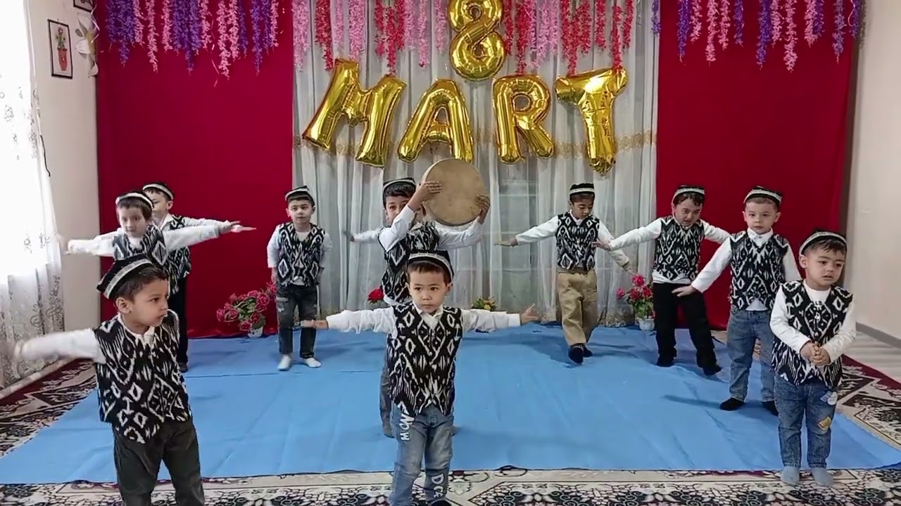 Poppuri bayram uchun #8march #dance #music #raqs #viral #youtubeshorts #bolalar #rek #bahor #fyp 