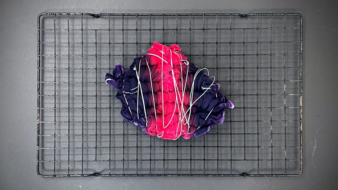 How to Tie Dye THE RIPPLE Pattern T-Shirt in 1 Hour! | HWI (Hot Water Irrigation) Tie Dye