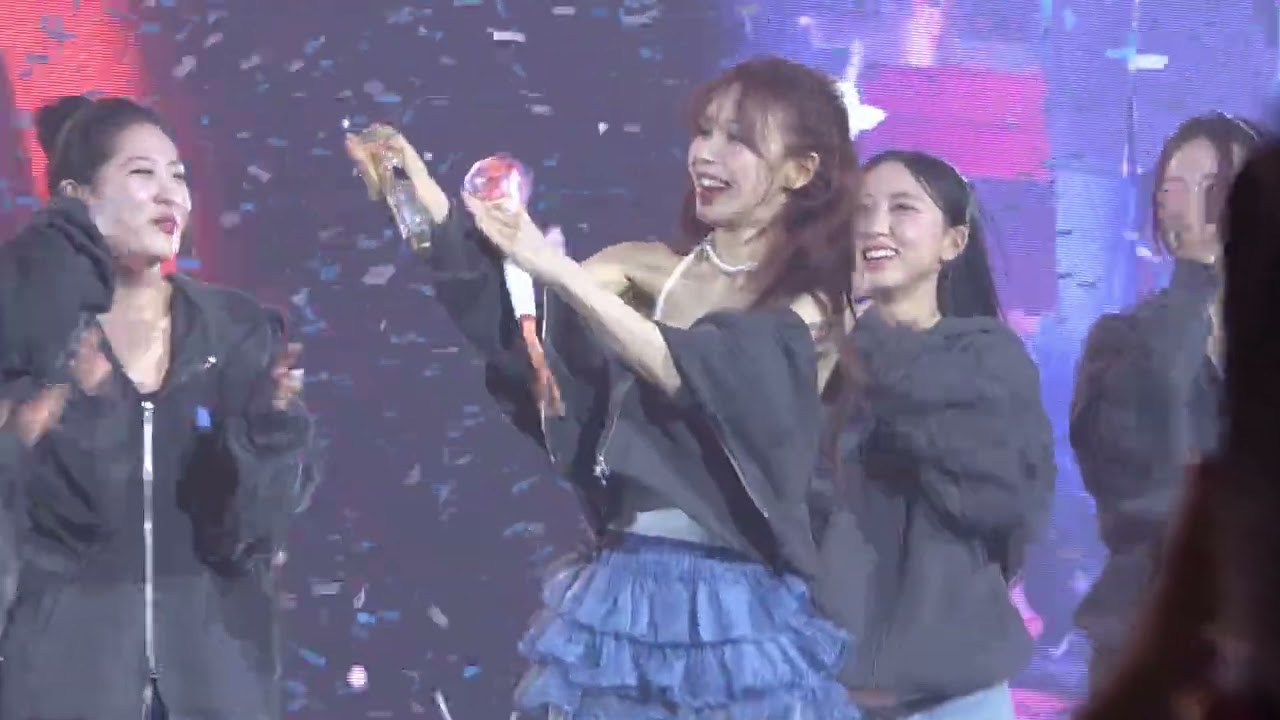 2026 02 28 Existential Crisis - Wendy 1st World Tour We:alive Encore FANCAM 4K60